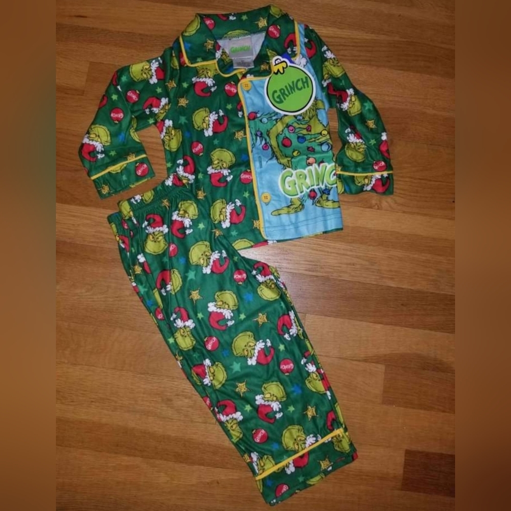 2T Grinch Christmas pajamas, NEW